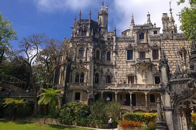 Sintra Private Tour from Lisbon - Moorish Castle: stone walls above the forest