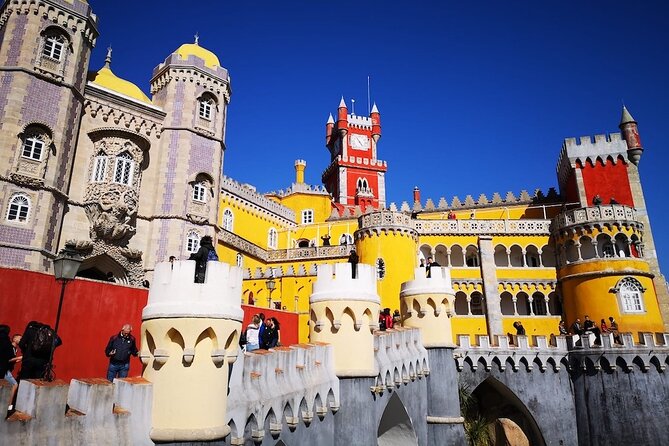 Sintra Private Tour with All Tickets Included - Sintra’s historic center and the 45-minute lunch break