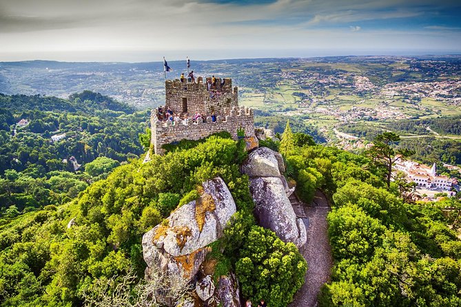 Sintra Private Tour with All Tickets Included - Castelo dos Mouros and its hilltop views