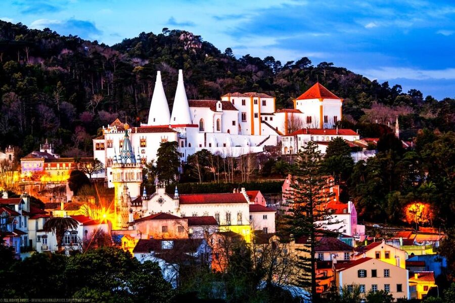 Sintra: Private Tour with Guided Pena Palace Experience - Key points to know before booking