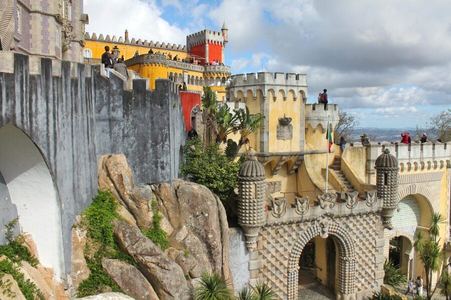 Sintra: Private Tour with Guided Pena Palace Experience - Should you book it?