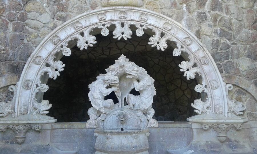 Sintra: Quinta da Regaleira Entry Ticket and Guided Tour - Why the guide matters here
