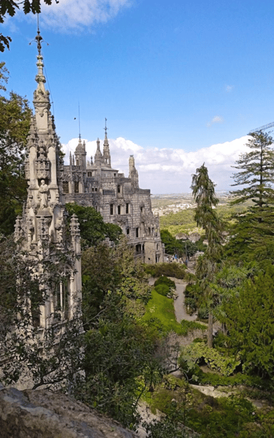 Sintra: Quinta da Regaleira Entry Tickets with Host - Entering the estate with a ticket and map