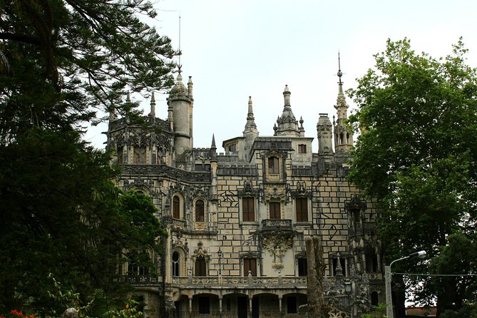 Sintra Small-Group Tour: Let the Fairy Tale Begin with Pick Up - Sintra’s old center and the travesseiro