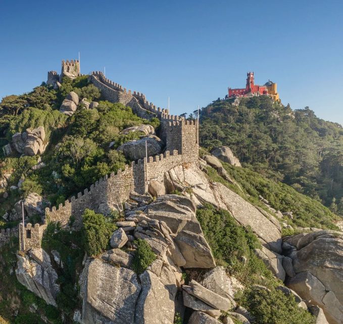 Sintra: The Romantic Village – Private Half-Day Guided Tour - A short pause in Sintra’s center