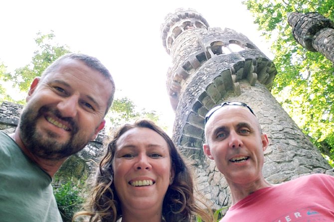 Sintra to Cascais: 2 Palaces, 4 Sites, Small Group 10 Hour Tour - Lunch at Praia das Macas