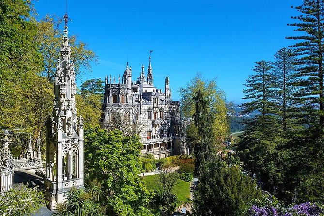 Sintra World Heritage and Cascais Village Private Deluxe Tour - Sintra’s historic center and a chance to pause