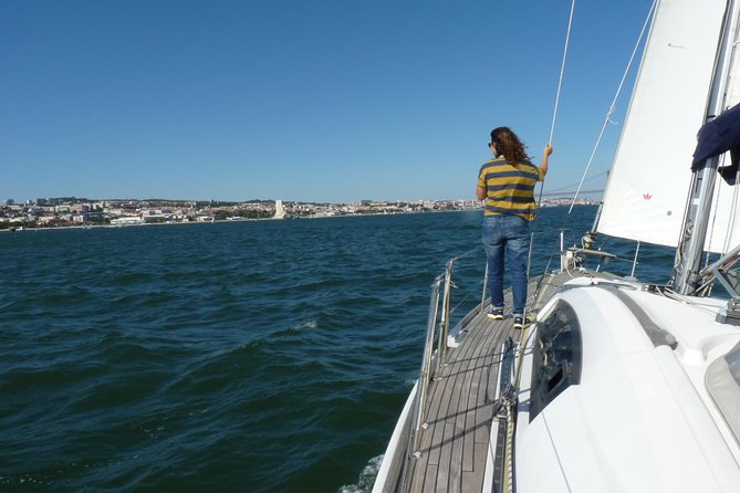 Small-Group Sailing Tour on the Tagus River from Lisbon - Weather, minimum numbers, and cancellation timing