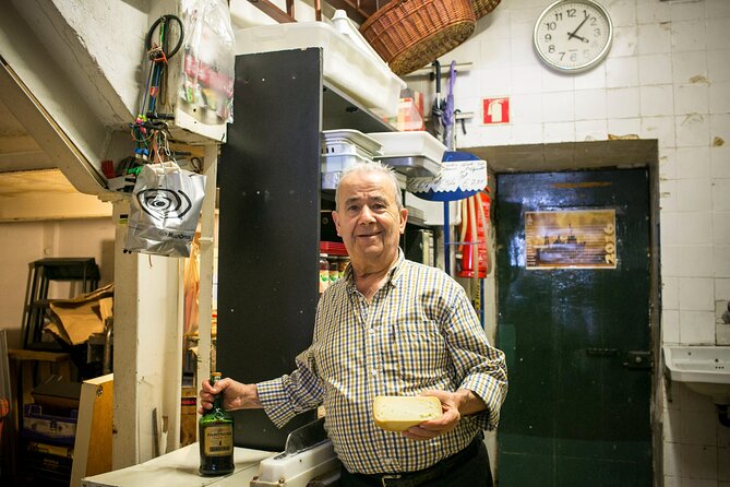Song of the Sea: Fish, Seafood and Tradition in Lisbon’s Port Zone - Chafariz da Esperança and Lisbon’s uphill reality