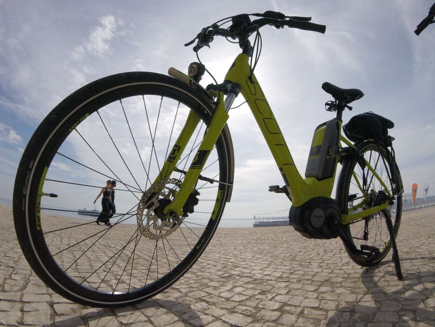 South Lisbon: 3-Hour Christ the King Electric Bike Tour - From Praça da Figueira to Praça do Comércio
