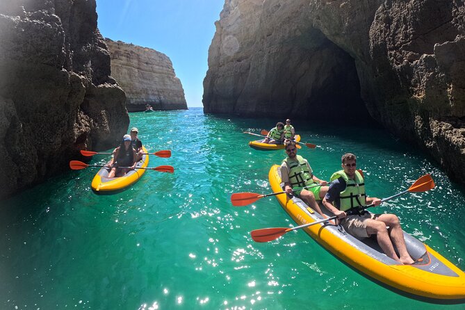 Sunrise Small Group Kayak Experience in BENAGIL Cave & 4K Photos - The optional tunnel at Leixão das Gaivotas