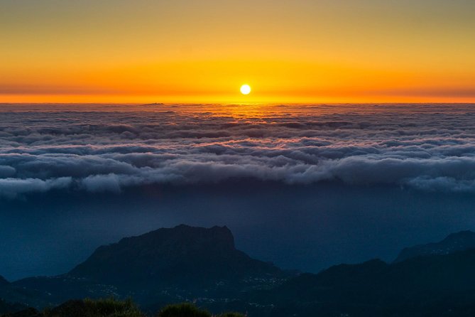 Sunrise Tour @ Pico Do Areiro | Half Day 4x4 Tour - Who will enjoy this Madeira tour