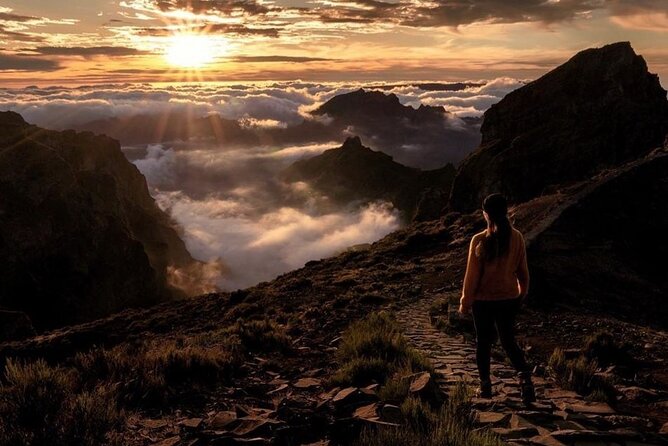 Sunrise Transfer To Pico Do Arieiro, Hike To Pico Ruivo & Return From Teixeira - Pico Ruivo and the final walk to Achada do Teixeira