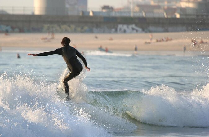 Surf class in Porto - small groups, ideal for beginners - Key points before you book