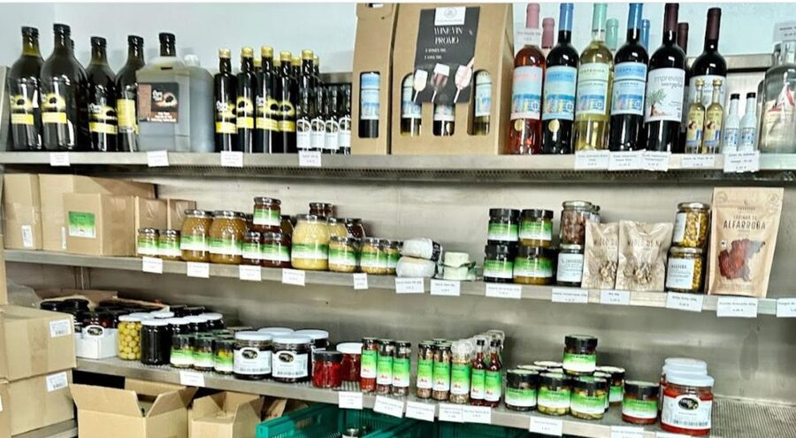 Tavira: Olive Factory Tour and Tasting - Who will enjoy this olive experience most