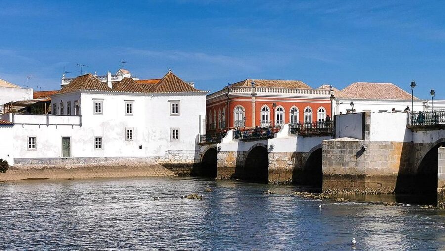 Tavira: Tuk-Tuk City Tour - Why a tuk-tuk works well in Tavira