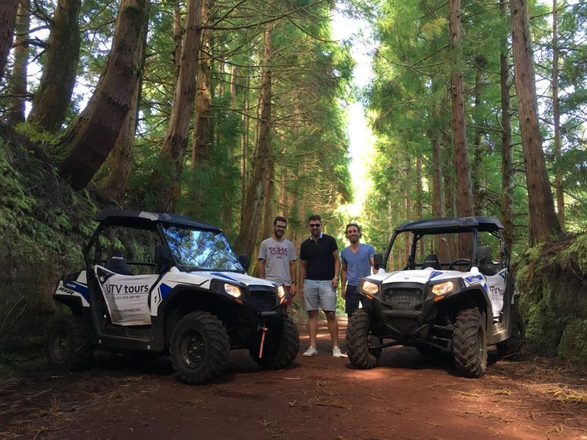Terceira: Buggy Tour 4x4 West Side Azores Retreat - Guide support and group size