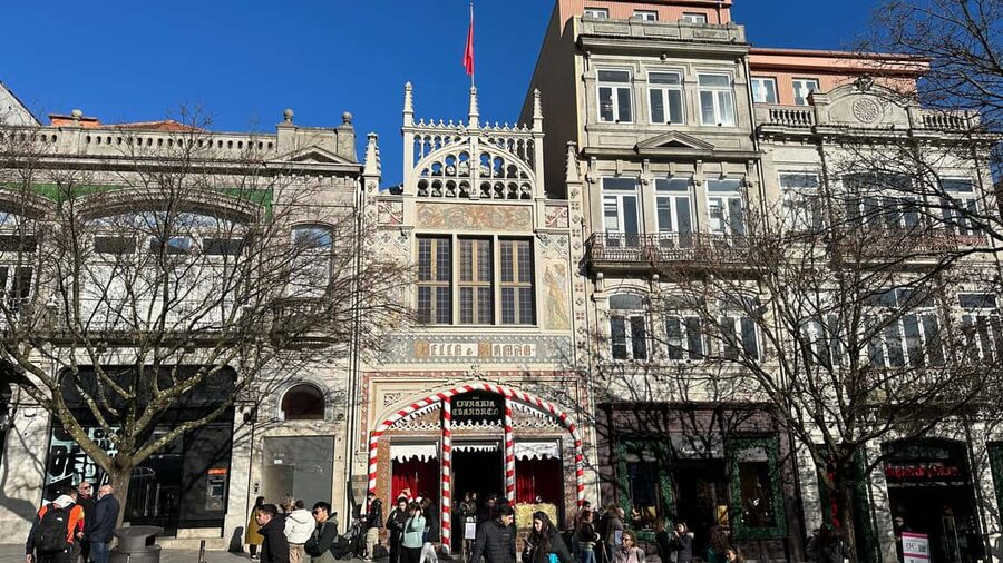 The Beautiful Story of Porto: Guided Tour with Entry Tickets - Clérigos Church and the famous tower