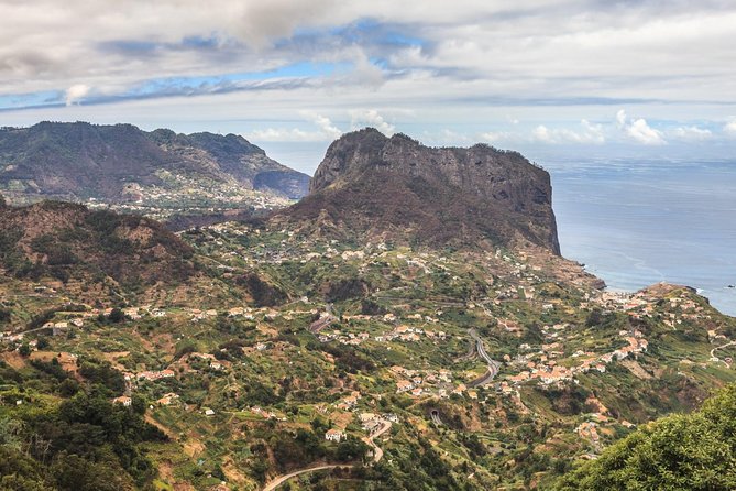 The East Tour-Pico do Areeiro,Santana & Pico do Facho Small Group - The Guindaste skywalk and final views