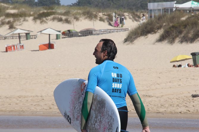 The Surf Instructor in Costa da Caparica - Why the class works well for families and first-timers