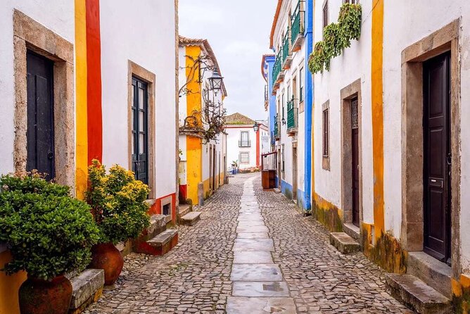 Tour from Lisbon: Obidos, Nazaré and Fátima Small Group - Who should book this experience?