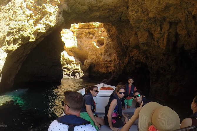 Tour to inside the Caves /Grottos the Ponta da Piedade -Lagos - Why Ponta da Piedade is best seen by boat