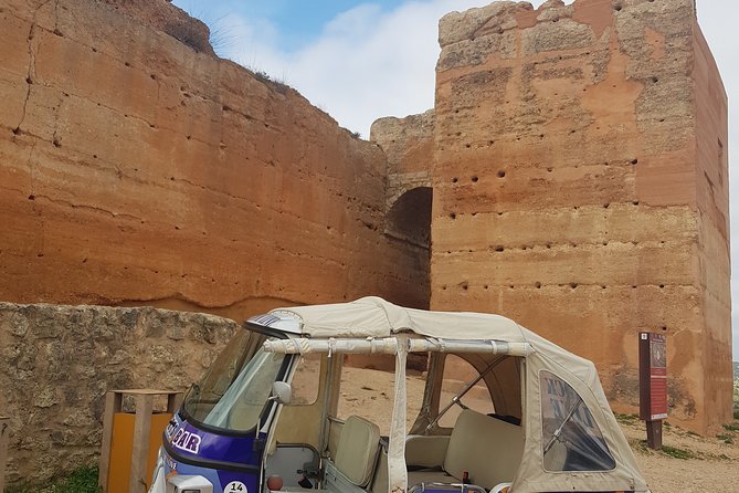 TOURS CARLOS SMILE TUK TUK - coast, country side or mix - Algar de Benagil and Carvoeiro, the famous coast in smaller doses