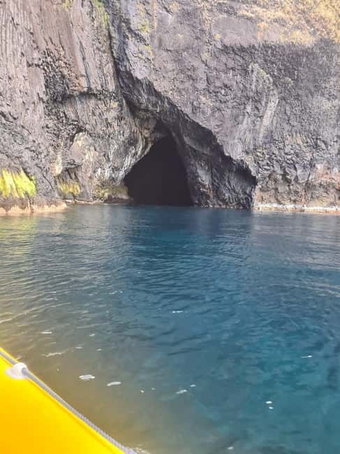 TRIP TO CORVO BY BOAT - FAQ