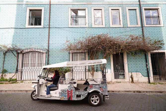 Tuk Tuk Tour in Lisbon's Old Town - Tram 28 - Why this tuk tuk tour works well on your first day