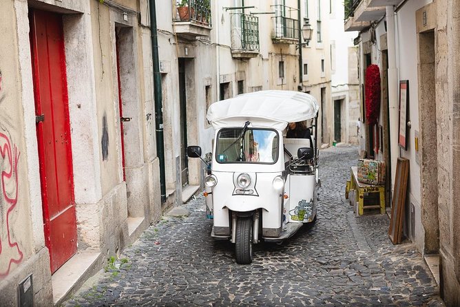Tuk Tuk Tour in Lisbon's Old Town - Tram 28 - Starting at the Hard Rock Cafe and heading into old Lisbon