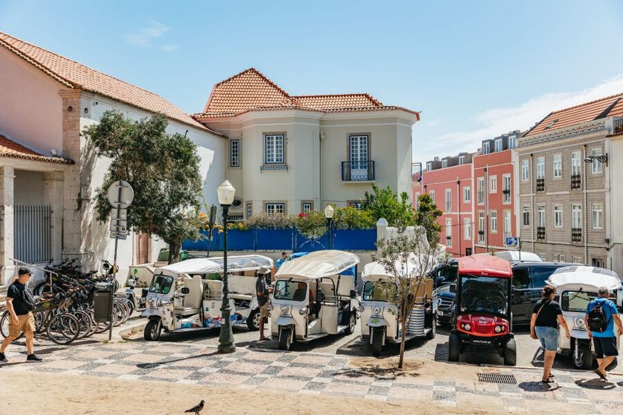 Vadio: Lisbon Old Town Private Tuk Tuk Tour - Alfama on foot, with fado in the background