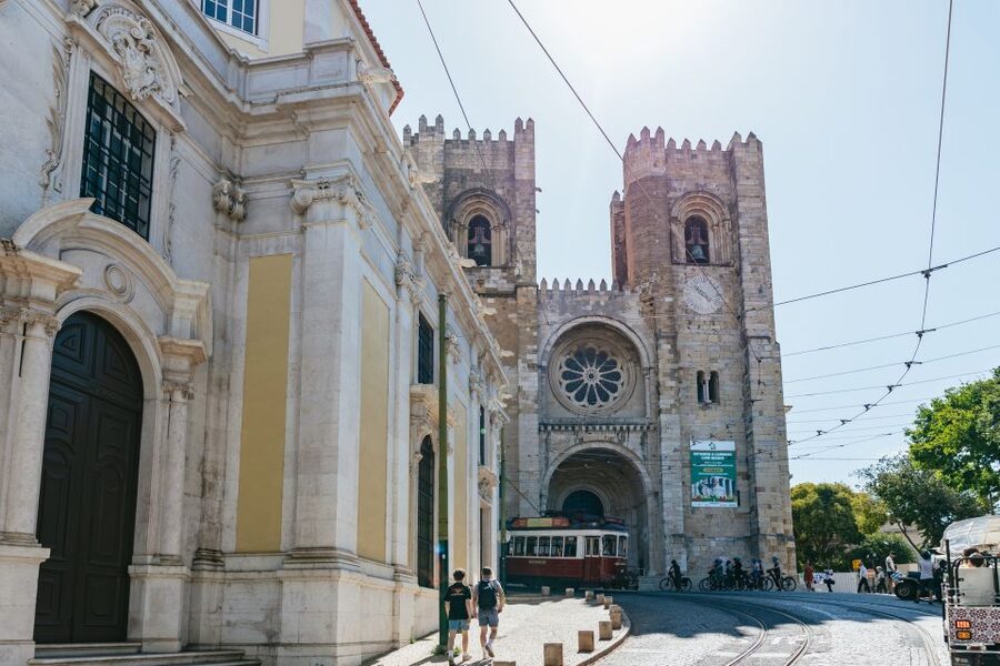 Vadio: Lisbon Old Town Private Tuk Tuk Tour - Senhora do Monte and the city from above