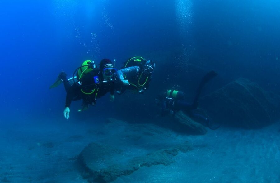 Vila Franca Do Campo: Introduction to Scuba Diving Tour - Why the Vila Franca crater makes this first underwater session special