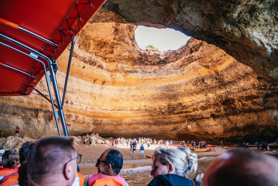 Vilamoura: Benagil Cave Boat Tour with Entry - Looking for dolphins on the return