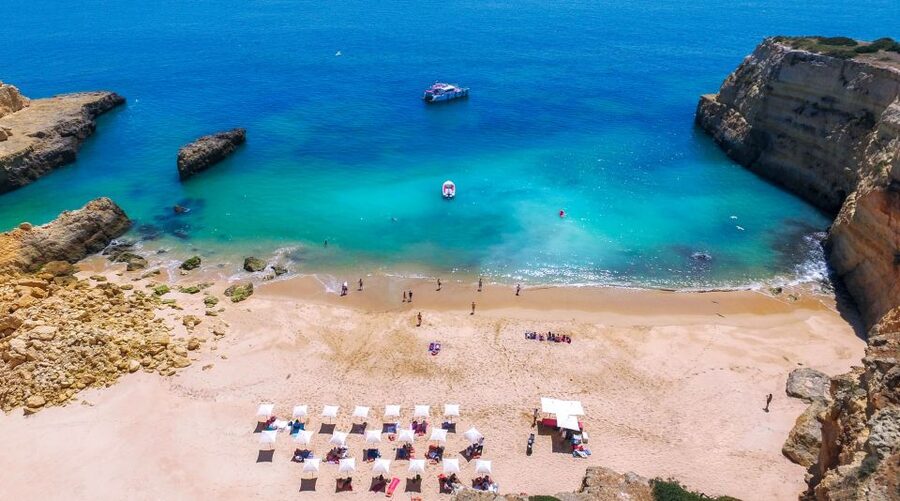 Vilamoura: Guided Sightseeing Cruise with Beach BBQ & Drinks - The dinghy transfer to an inaccessible beach
