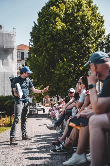 Walking tour discover Porto's center in German (max. 12 pax) - Ribeira, Barredo, and the quieter lower district