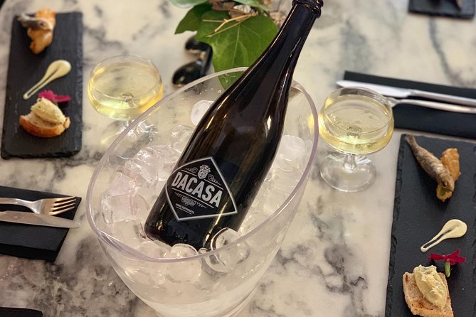 Winner 2025 Undiscovered Lisbon Food & Wine Tour by Eating Europe - Mouraria connects food with fado