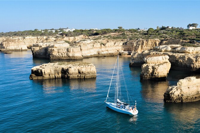 Yatch FINISMAR: 6 hours cruise with Beach BBQ (14passengers) - Is the smaller boat worth the higher price?